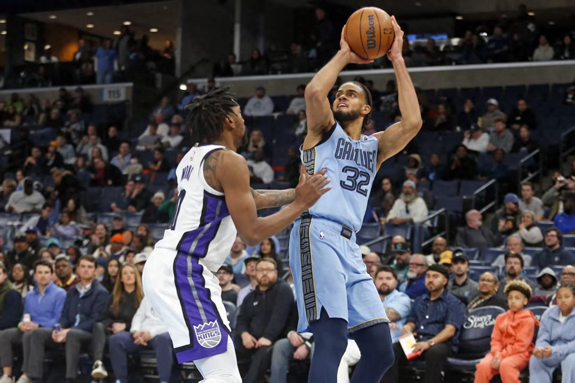 元游棋牌-NBA西部最新排名！三队争第三，湖人2连胜，快船升第九